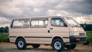 1995 Toyota Hiace DX