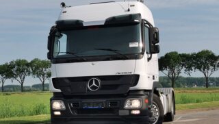 2003 MP1 Actros